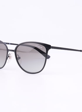 VOGUEEYEWOAR/沃格眼镜太阳镜