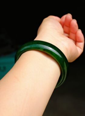 【一物一图】60mm和田玉菠菜绿碧玉手镯～超级福利！