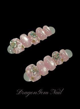 DragonGem【晨露粉】中古风轻复古手工穿戴甲玻璃珠猫眼短短梯