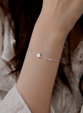 925银四叶草手链2025年新款爆款简约轻奢精致高颜值手饰品