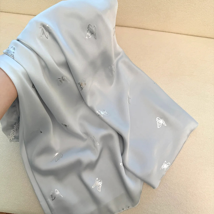 M2025蝴蝶睡衣女带胸垫烫银性感睡裙时尚蕾丝花边家居服吊带裙子 - 图1