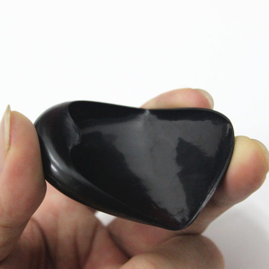 Hairdressing plastic ear muffs shower water prevention tool