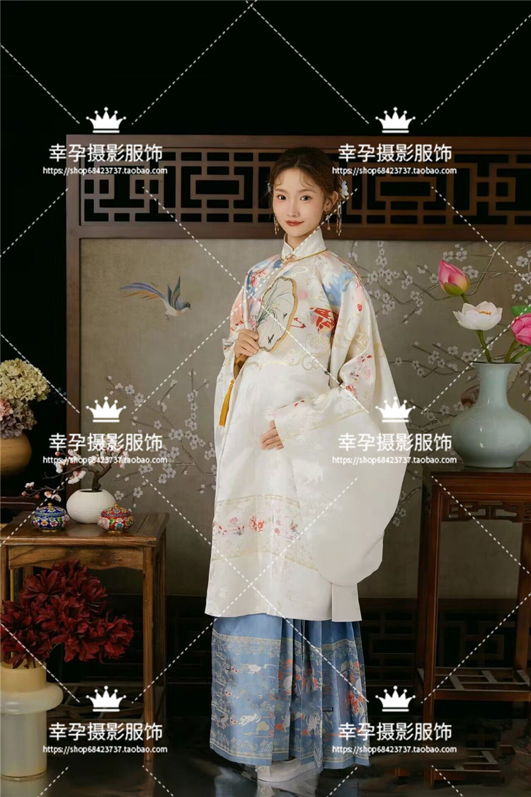 影楼孕妇照新中式拍照服装明制复古汉服婚纱孕妇情侣写真摄影服装