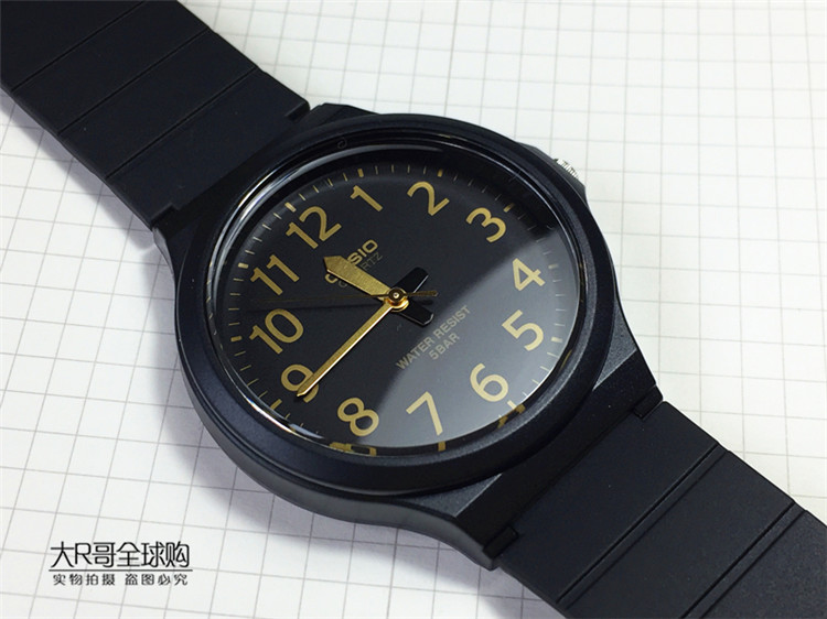 简约文艺复古男式防水运动手表学生表 Casio 大表盘卡西欧 MW240 简约文艺复古男式防水运动手表学生表 Casio 大表盘卡西欧 MW240