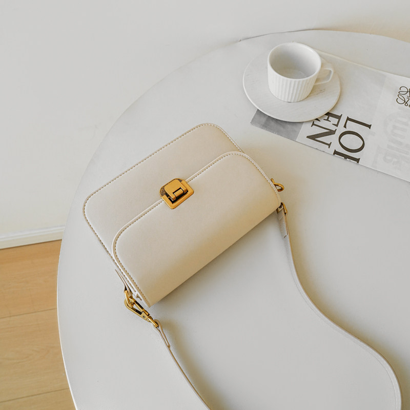 小众设计包包女2025新款通勤腋下小方包百搭复古单肩斜挎包豆腐包,淘宝优惠券,粉丝福利购,淘宝优惠卷