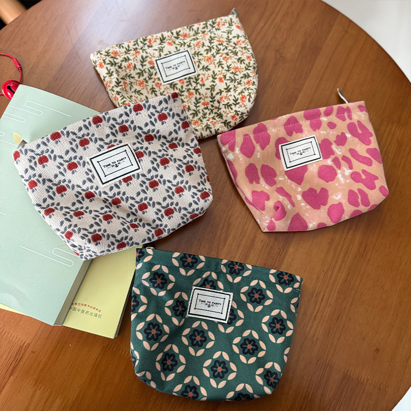 日韩复古花朵姨妈巾小布袋子小号化妆袋便携口红气垫零钱收纳包,淘宝优惠券,粉丝福利购,淘宝优惠卷
