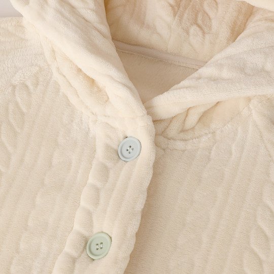 Autumn and winter warm thickened flannel large button nightgown