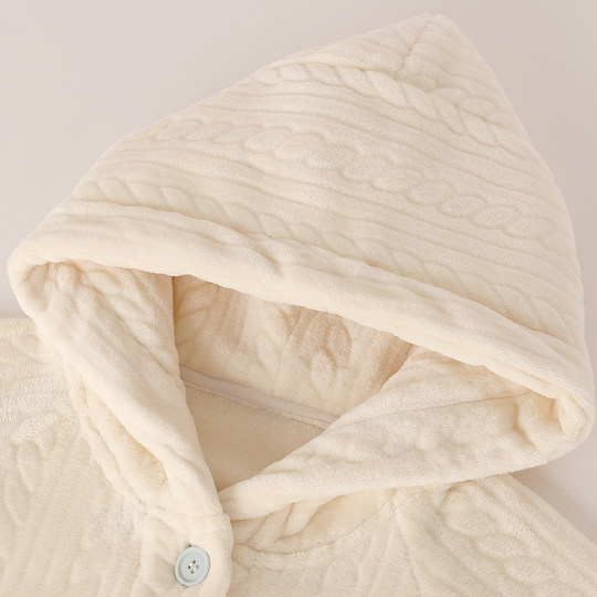 Autumn and winter warm thickened flannel large button nightgown