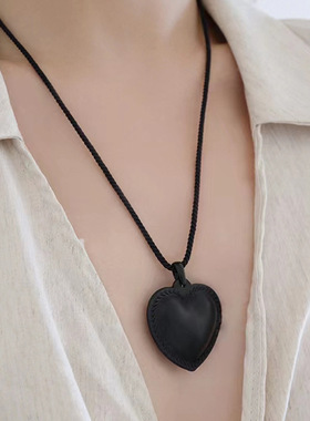 韩国fever同款皮质黑色爱心麻绳项链可调节桃心时髦辣妹锁骨链女