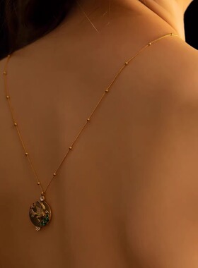 鸽子项链立体金色硬币