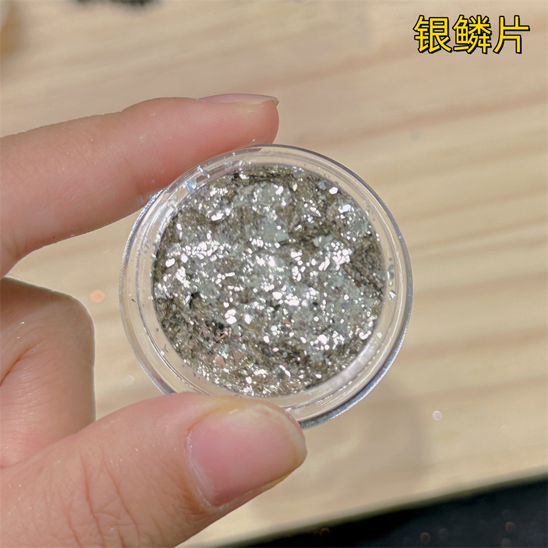 超梦美甲新品 银箔亮片 超薄敷贴爆闪银鳞银星穿戴甲超闪闪片闪粉 - 图0