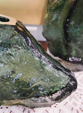 新款古法琉璃工艺创意凹凸不平岩石造型精美山石绿花瓶摆件