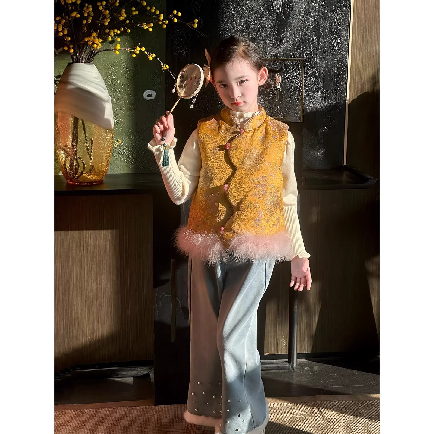 女童汉服拜年服2025冬季新款儿童新中式夹棉马甲外套唐装国风背心,淘宝优惠券,粉丝福利购,淘宝优惠卷