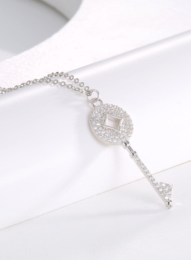 S925纯银首饰打开心门之钥项链女轻奢钥匙吊坠高级简约镶钻锁骨链