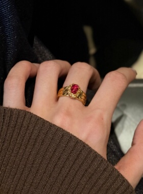 千夕足金999纹理红宝旦形黄金戒指女款送女友七夕情人节生日礼物