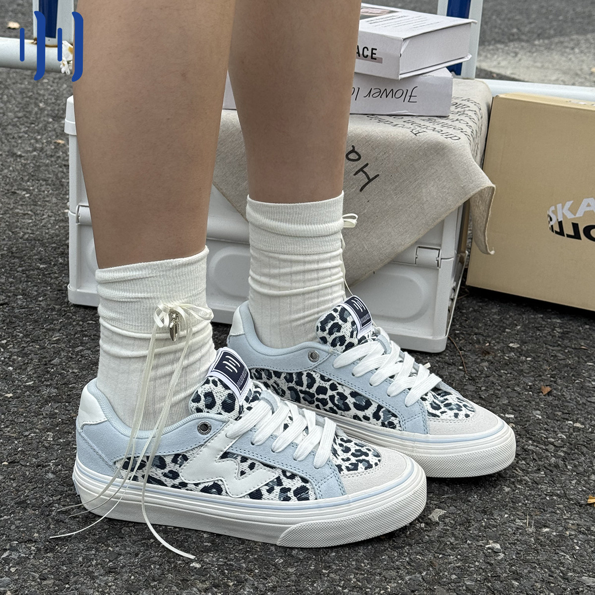 顽刻ollieskate冰蓝豹纹配色冬季校园风W系列低帮男女国潮滑板鞋,淘宝优惠券,粉丝福利购,淘宝优惠卷