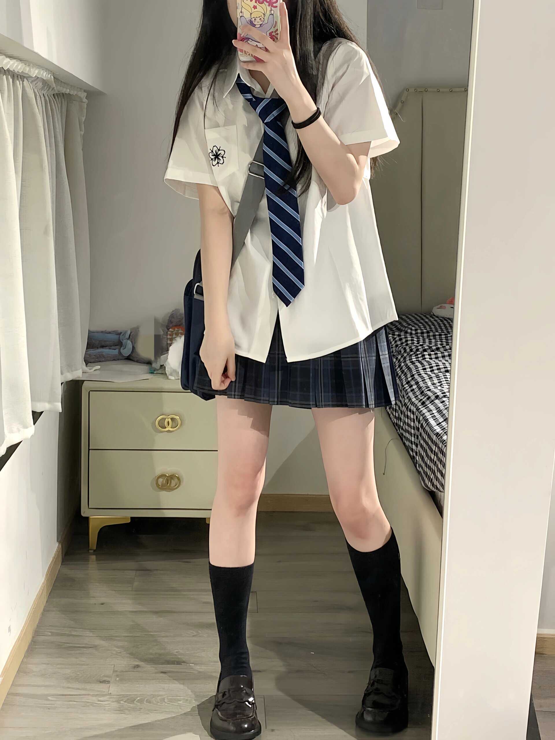 学院风JK制服短袖衬衫女基础款校供感刺绣白色衬衣女百搭宽松上衣-图1