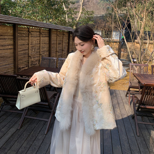果果家 现货秒发/新中式国风羽绒服外套女新款宽松刺绣提花上衣 - 图2