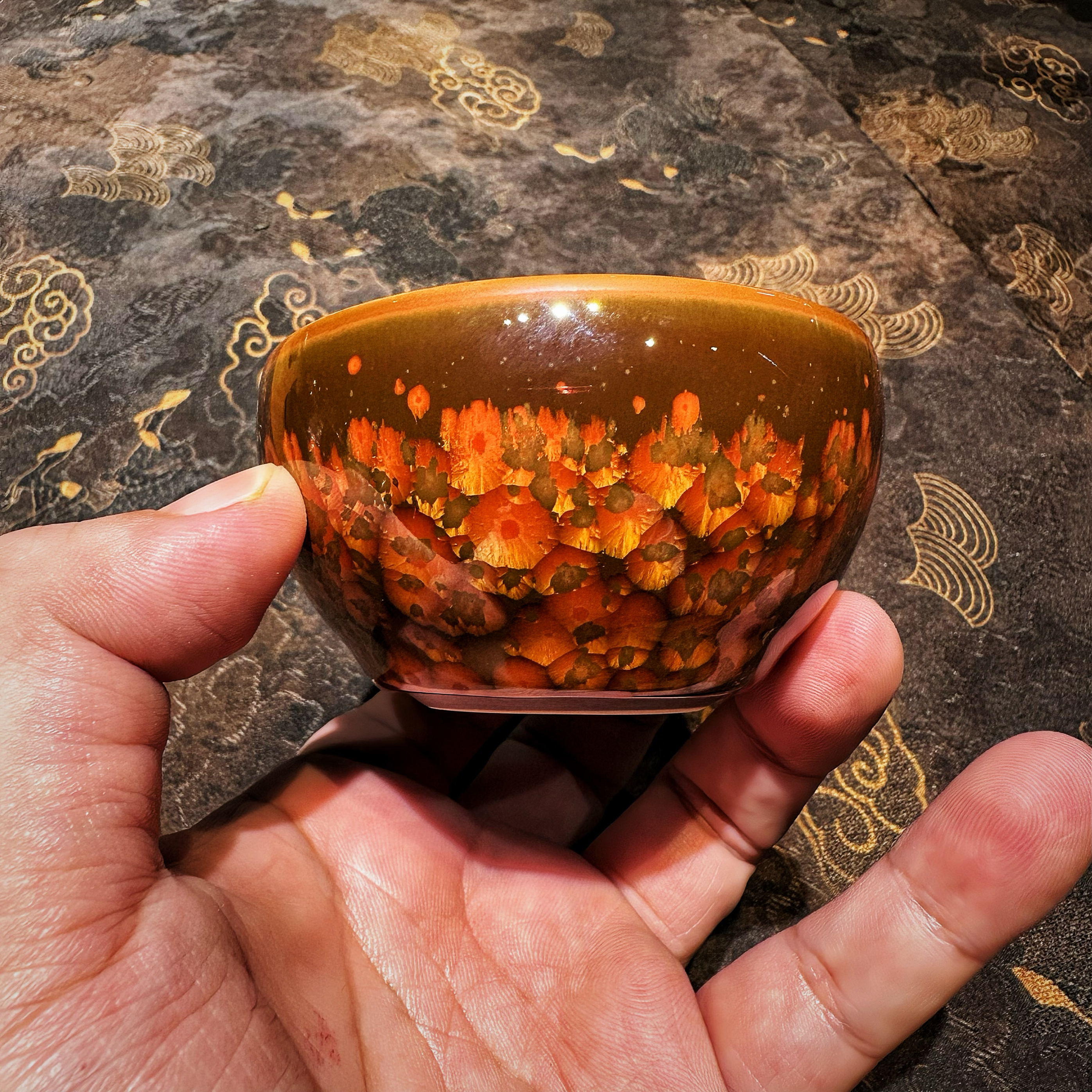 范泽锋朱鹮红钵型天目杯龙德堂主人杯 - 图1