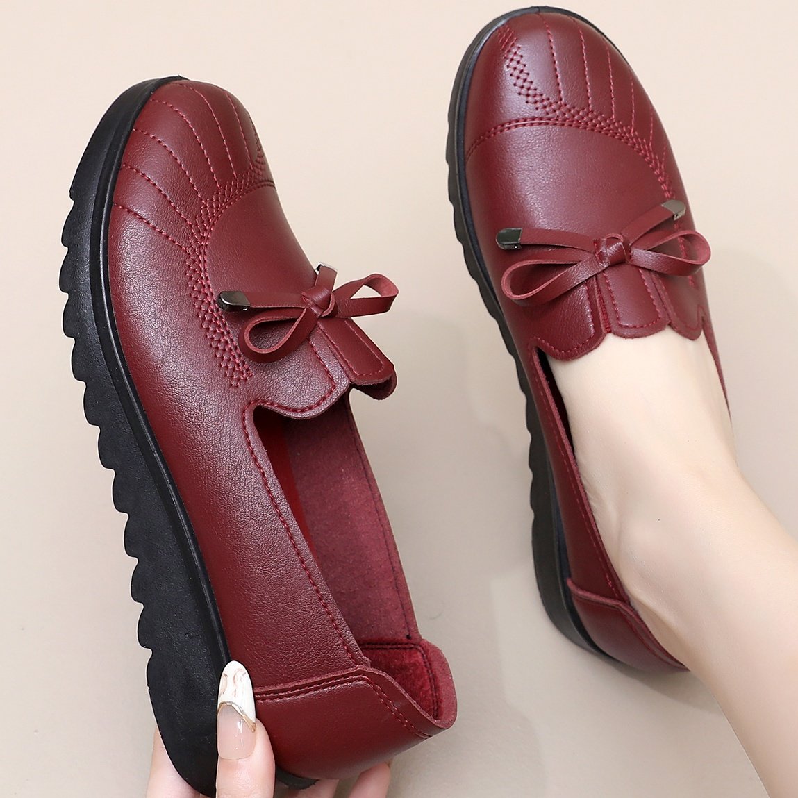 妈妈鞋软底舒适不累脚中老年女软皮鞋单鞋平底防滑休闲黑色上班鞋,淘宝优惠券,粉丝福利购,淘宝优惠卷