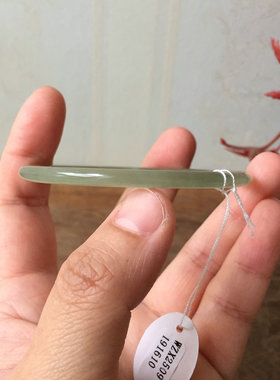 天然和田玉青白玉细圆条手镯女款