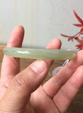 天然和田玉青海料青白玉美人条镯