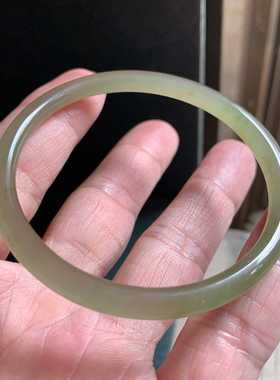 翠都翡翠珠宝和田玉天然玉石细腻圆润圆条玉手镯糖料细镯子900722