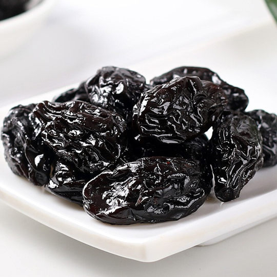 40g prunes 1 bag of candied dried fruits
