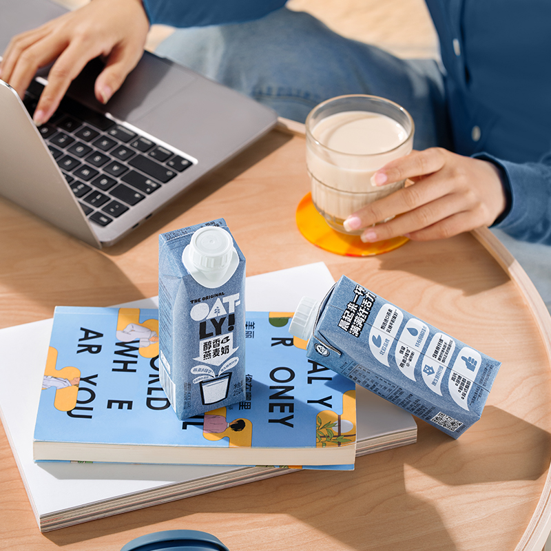 OATLY噢麦力醇香便携燕麦奶250ML*18箱装早餐奶植物奶饮料0乳糖