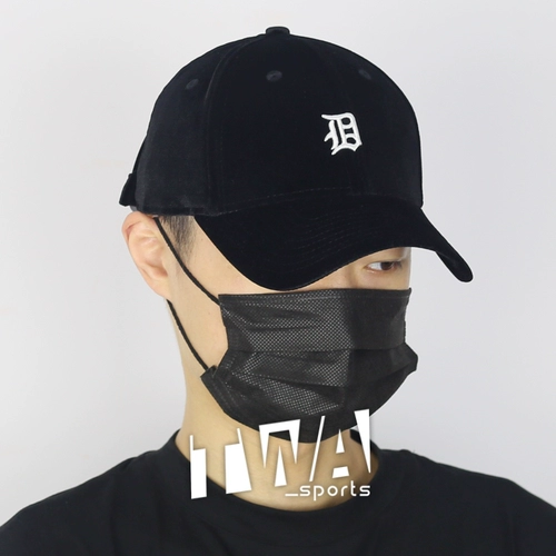 New Era 9forty Luxury Velvet Series вышивая вышивка бейсбола Shade Luck Sports Hat Black Blue Wine Red бесплатно