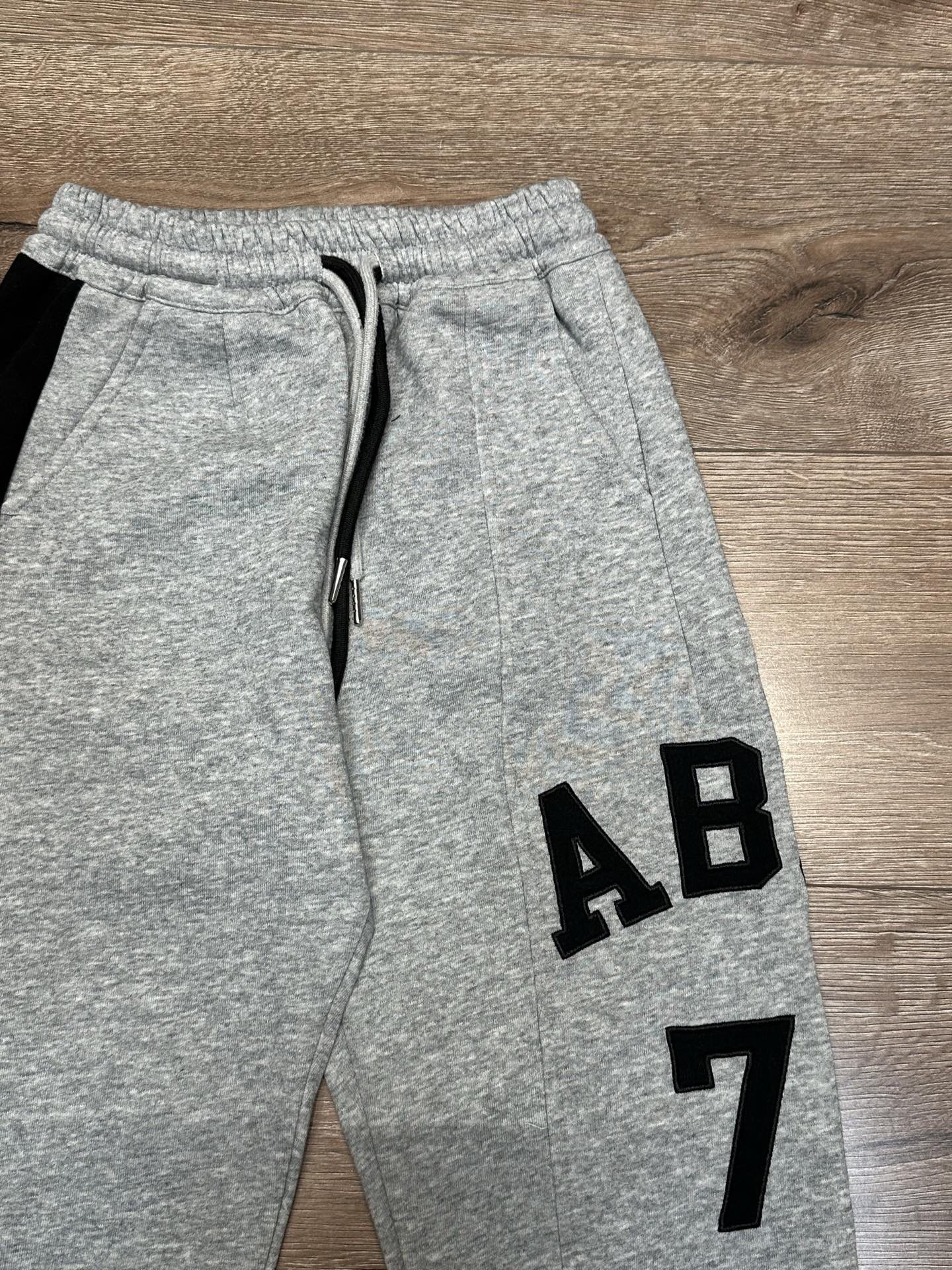 男女童休闲贴布字母运动长裤 25秋冬款儿童休闲运动长裤 卫裤,淘宝优惠券,粉丝福利购,淘宝优惠卷