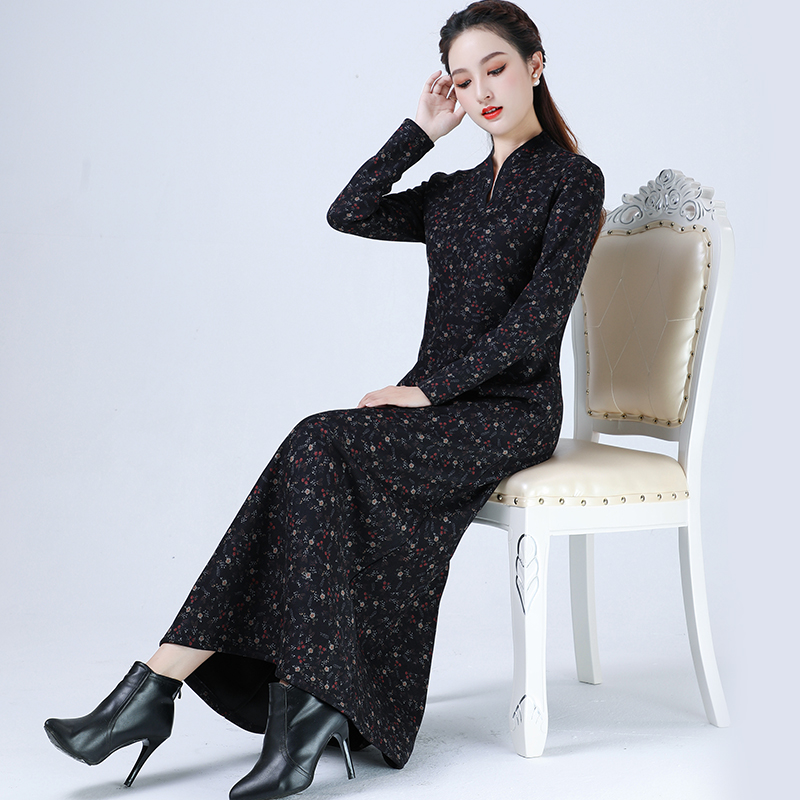 黑色阔太太气质碎花中年妈妈改良旗袍新款秋冬打底加绒加厚连衣裙 - 图1
