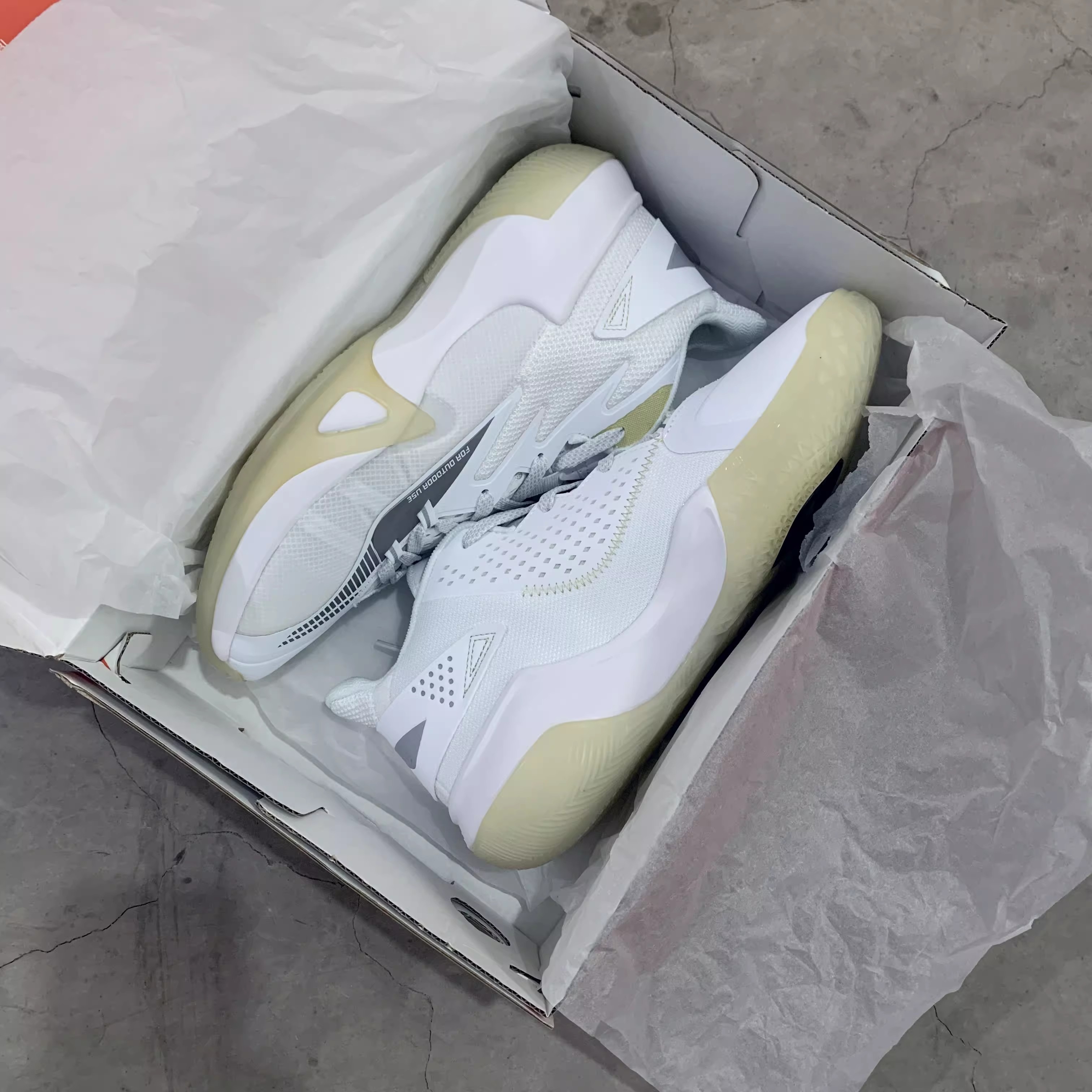 李宁疾风系列男鞋耐磨防滑减震回弹实战鞋专业比赛篮球鞋ABPR061 - 图3