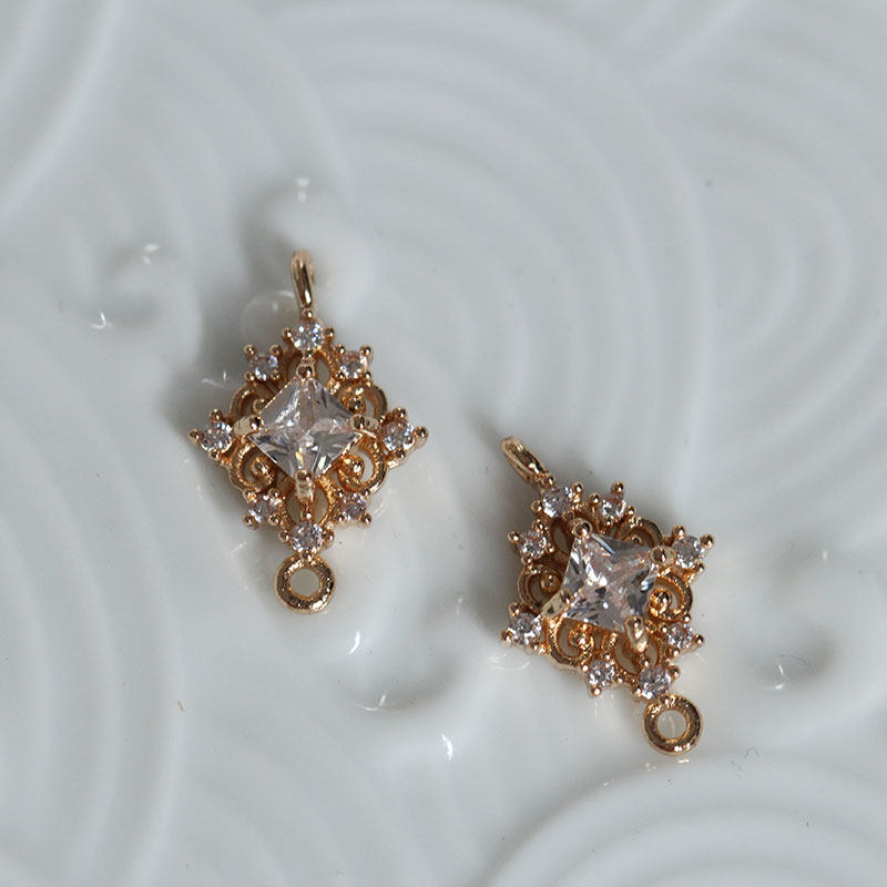 保色黄铜方形双孔锆石微镶小吊坠耳环项链手链发簪小配件发饰材料,淘宝优惠券,粉丝福利购,淘宝优惠卷