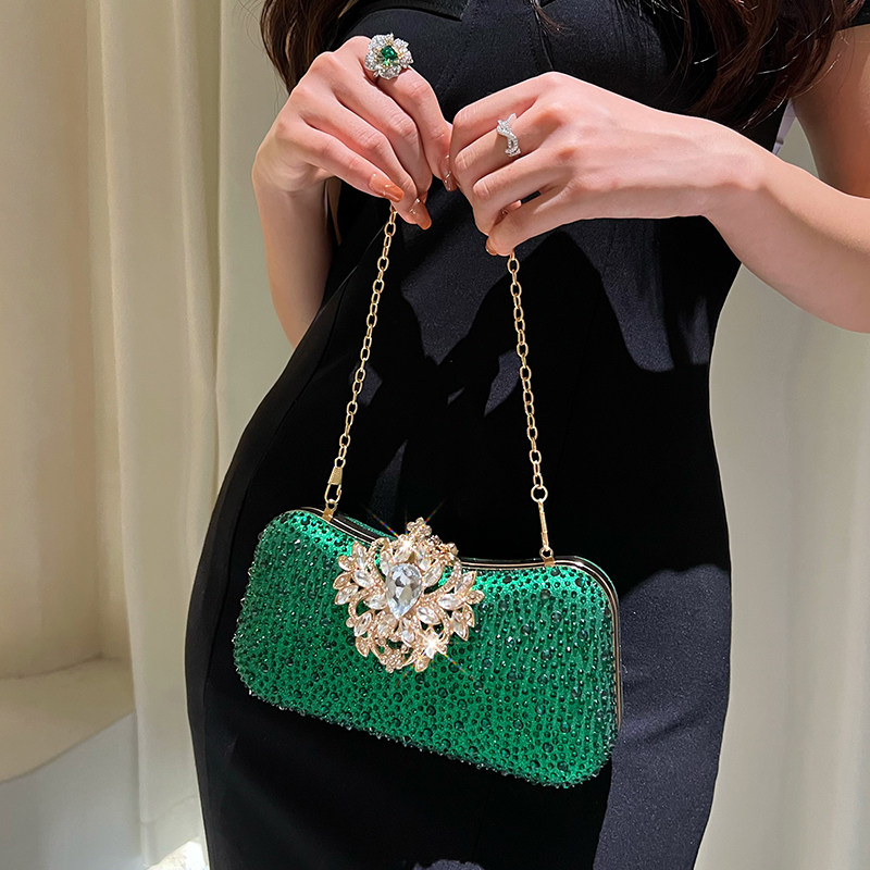 2026新款奢华镶钻手拿包女绿色晚宴包名媛高级感链条包宴会水钻包,淘宝优惠券,粉丝福利购,淘宝优惠卷