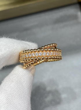 （多米）V金四叶草麻花双环交叉镶钻戒指欧美时尚轻奢二合一珠珠