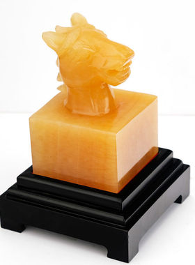 天然米黄玉十二生肖兽首印章玉玺原创自制玉摆件客厅玄关酒柜书房