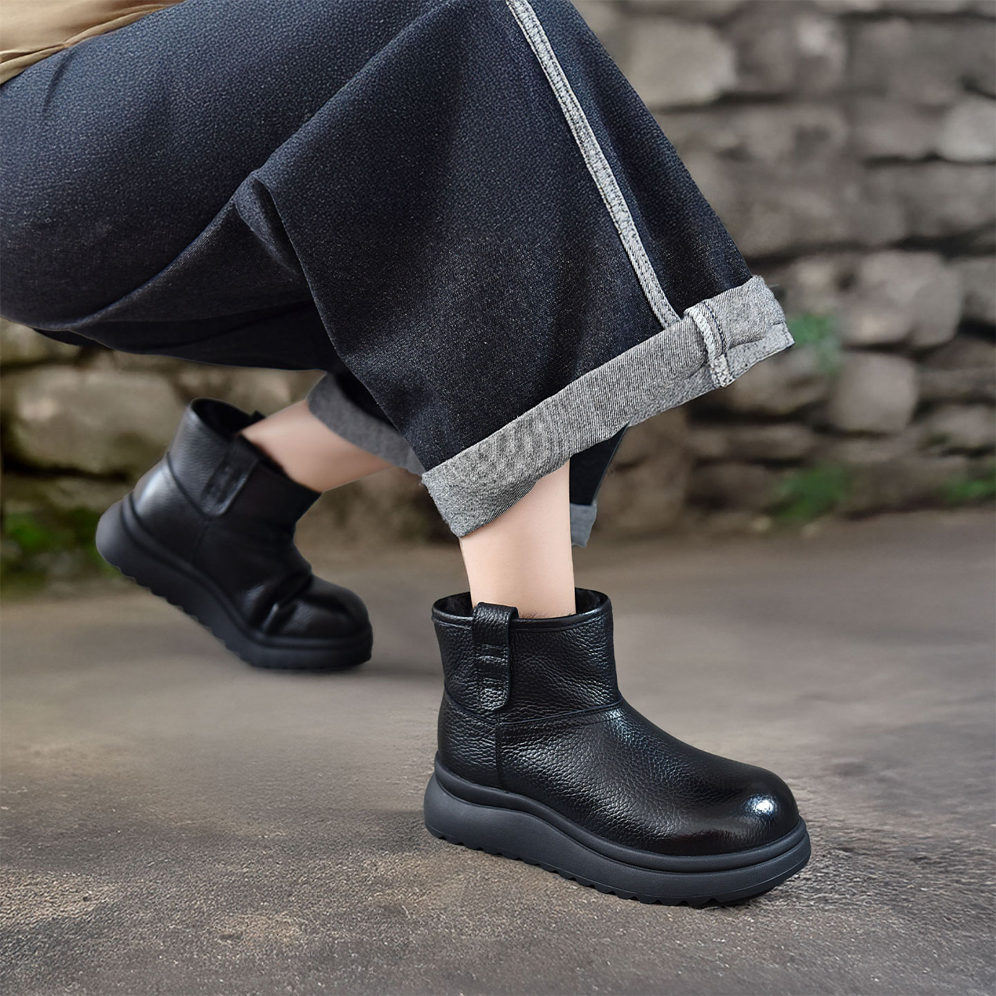 四起哥2025秋冬新款头层牛皮厚底保暖雪地靴女手工真皮大棉棉靴女 - 图1