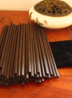 易经 筹策纯手工磨制，外圆内方蓍草筹策周易易经用品 ，带桶包邮