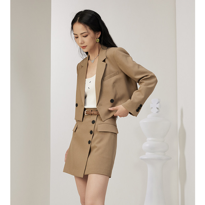 梵凯女西装套装2024秋时尚短款西装外套半身短裙两件套,淘宝优惠券,粉丝福利购,淘宝优惠卷
