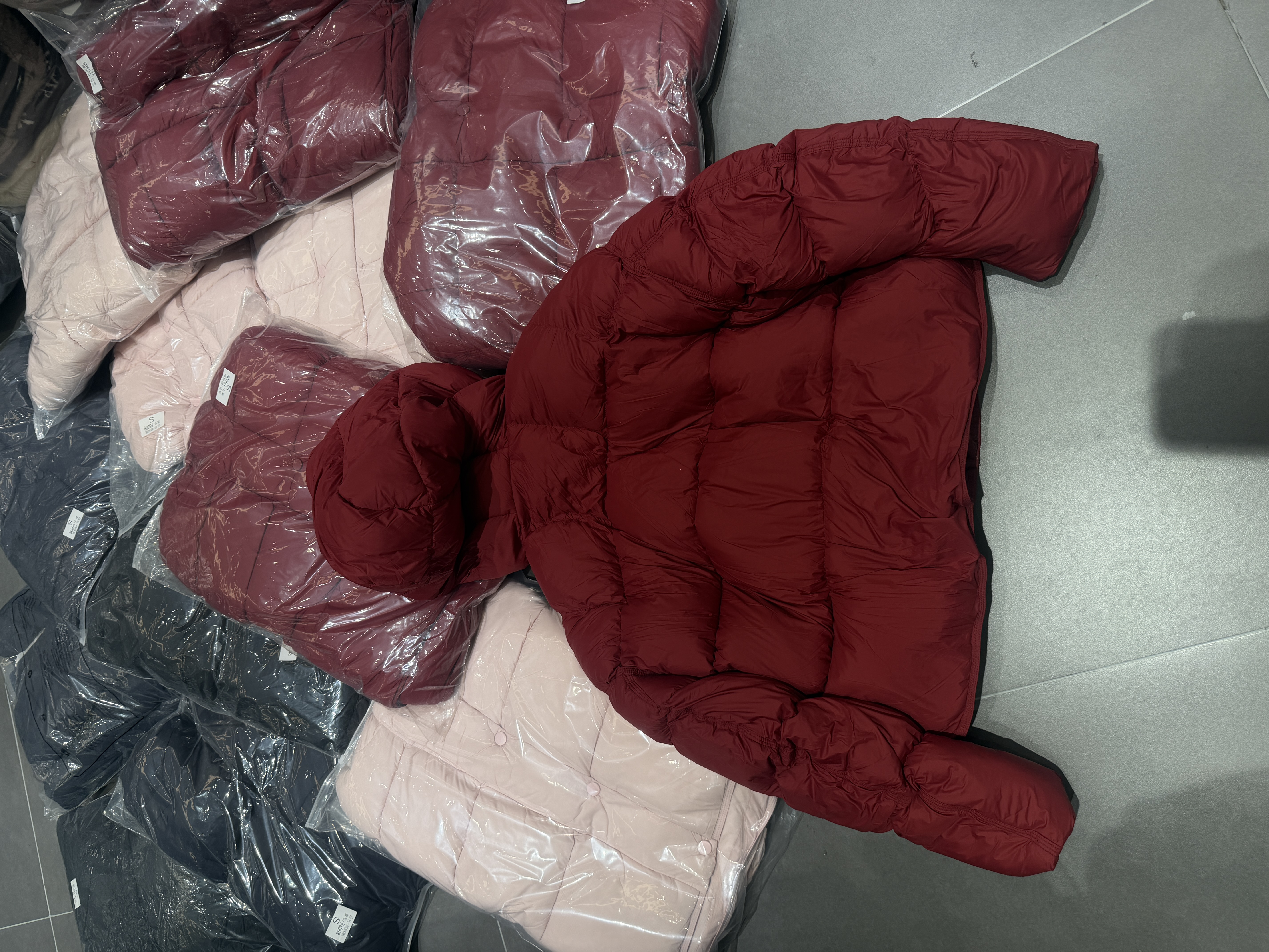 欧洲站2025冬季新款 欧货时尚连帽宽松显瘦百搭白鹅绒羽绒服外套 - 图0