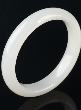 天然保真和田玉白玉手镯