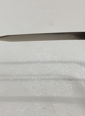 偏光镜艾尼雅厚重板材框金属腿