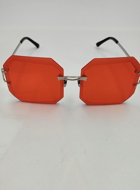 2025新款红色方框太阳镜女款潮流镜防晒太阳镜开车专用眼镜CE424