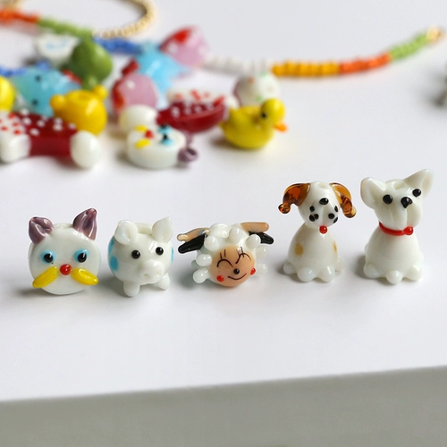 Маленькие животные глазированные бусины, утиная собака, лягушка, витрины свинины, материалы для ювелирных аксессуаров ручной работы ручной работы материалы