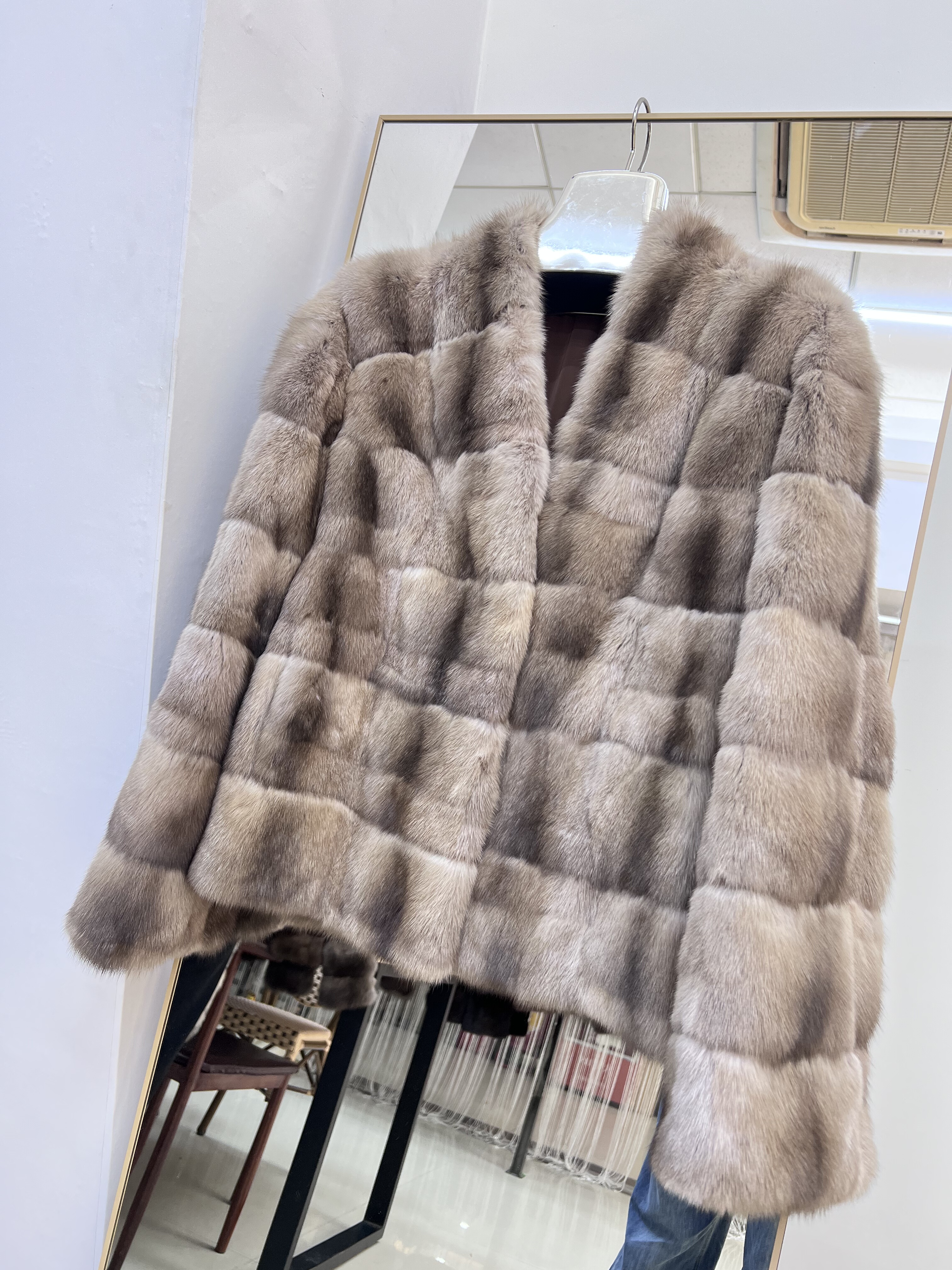 俄罗斯进口紫貂皮草外套女短款整貂貂皮大衣年轻款横排V领冬新款 - 图0