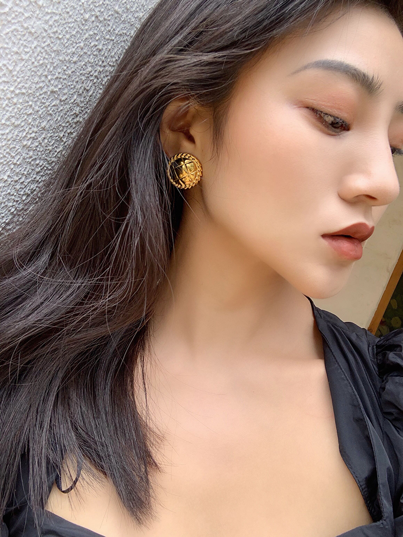 BAO 复古金属纽扣造型耳钉女简约气质个姓高级感耳环 STYLE BAO 复古金属纽扣造型耳钉女简约气质个姓高级感耳环 STYLE