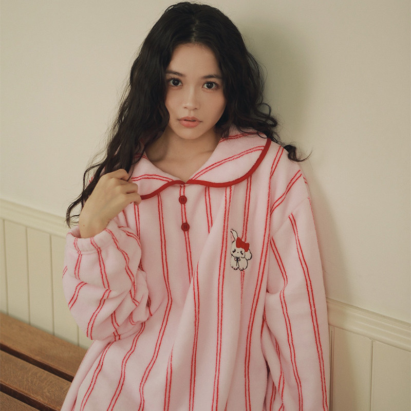秋冬睡裙女冬季珊瑚绒甜美卡通刺绣睡衣娃娃领长款长款宽松家居裙,淘宝优惠券,粉丝福利购,淘宝优惠卷