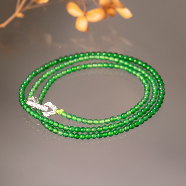 Natural jade bead necklace A is full of green ice species