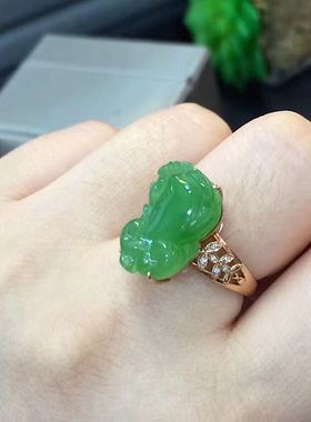 新品18k金镶玉果绿女指环戒指
